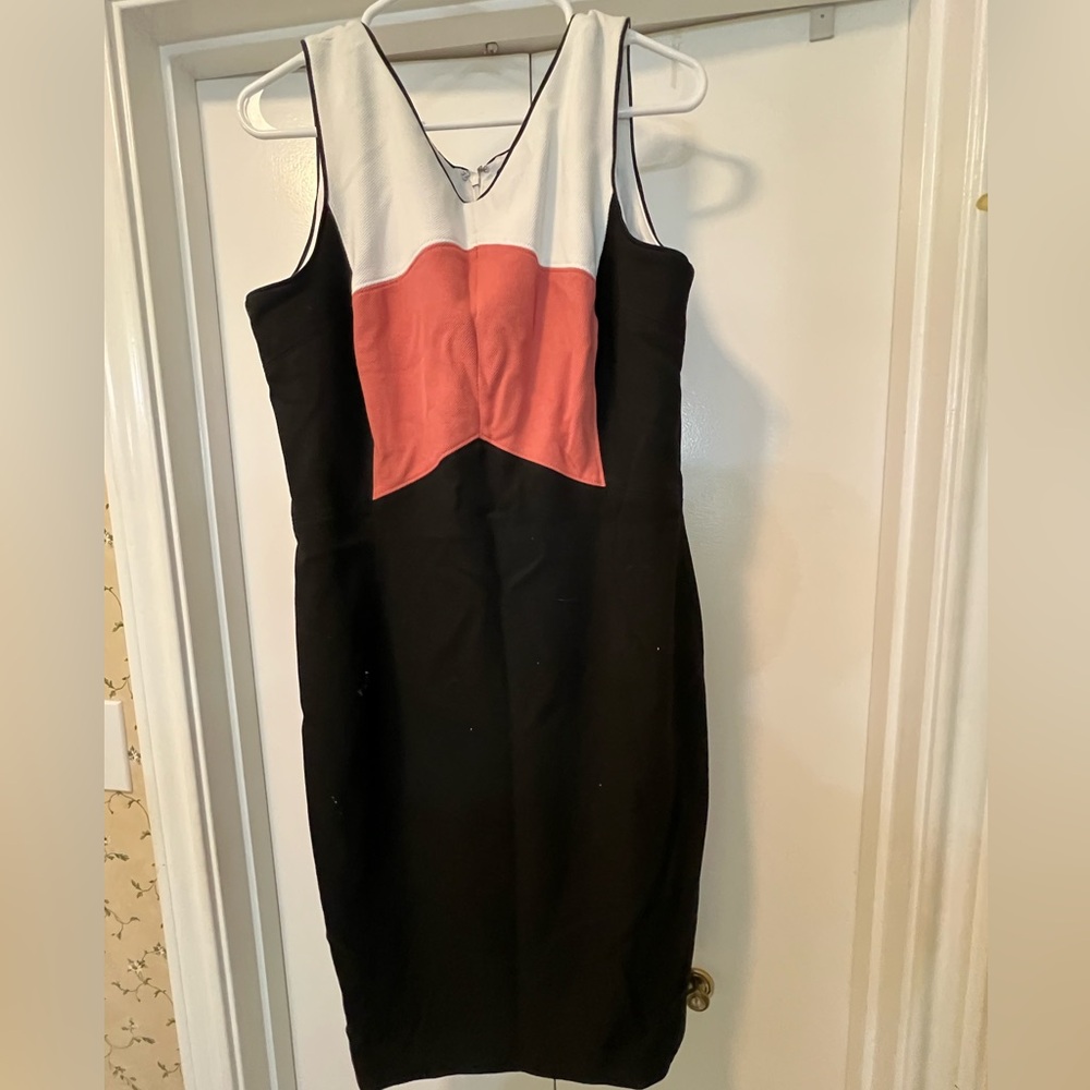 Women’s dress